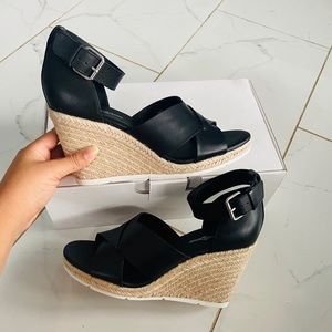 Treasure & Bond Black Leather Wedge Sandals
NEW